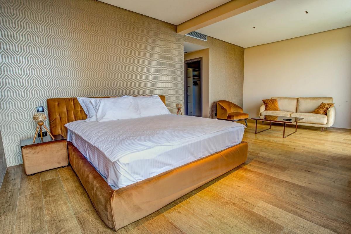 Kuća u Budvi, 364m² 6