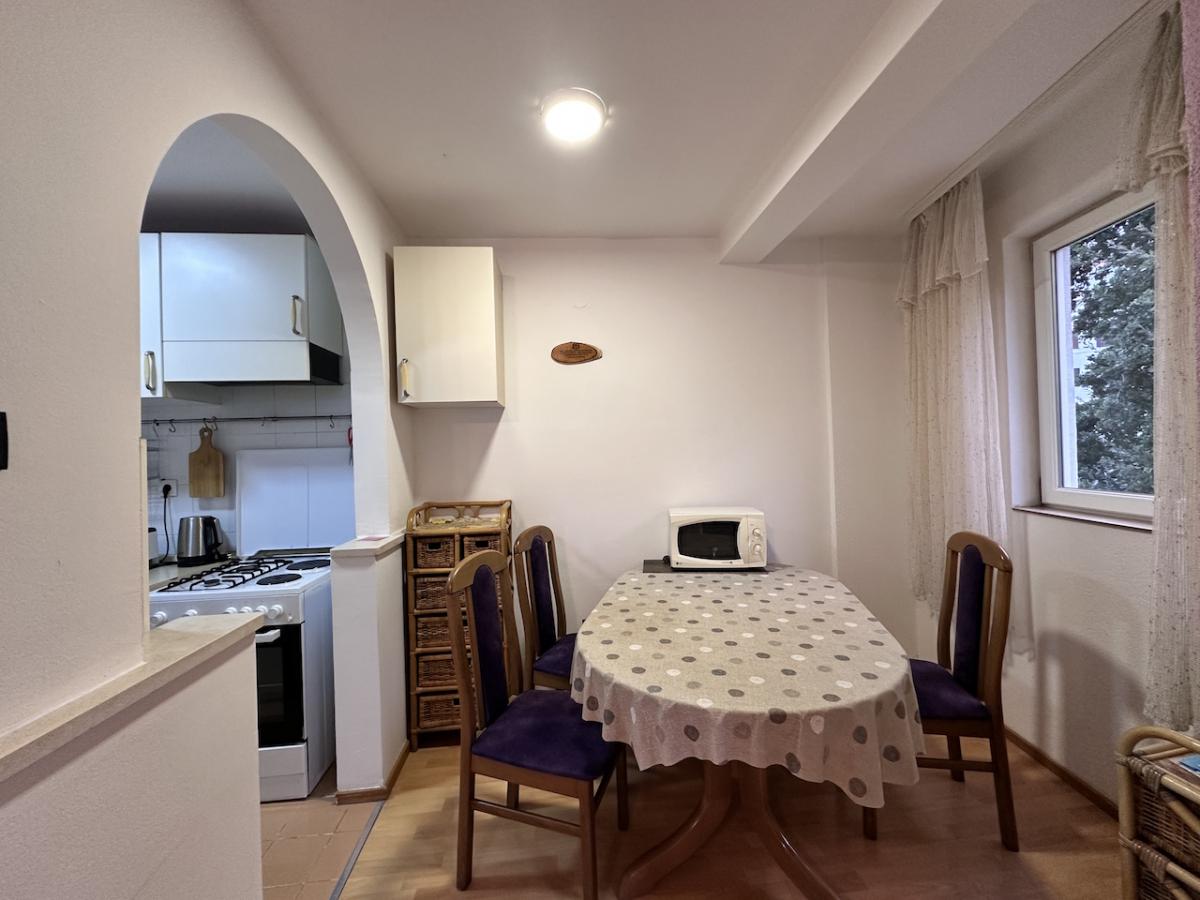 One bedroom apartment 52m2 for sale in Budva 4
