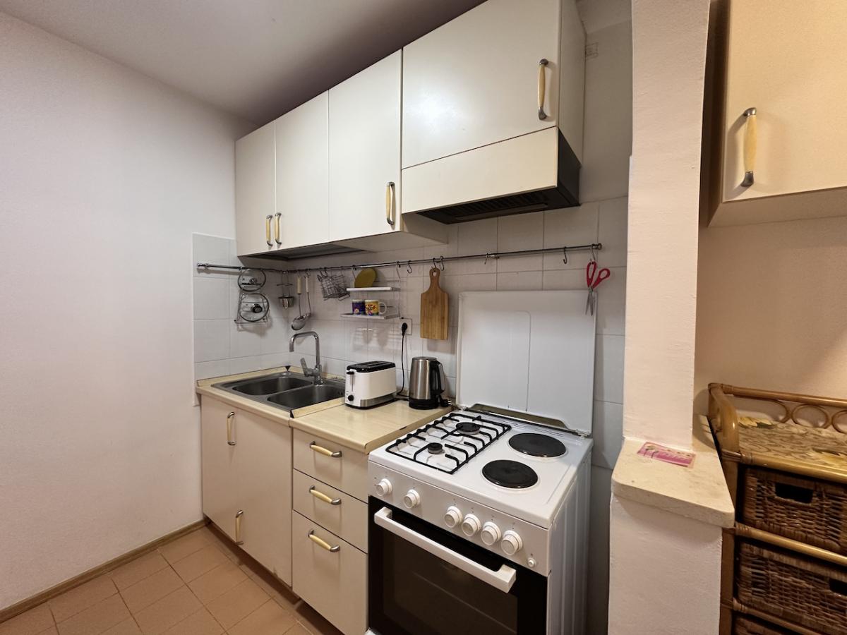 One bedroom apartment 52m2 for sale in Budva 9