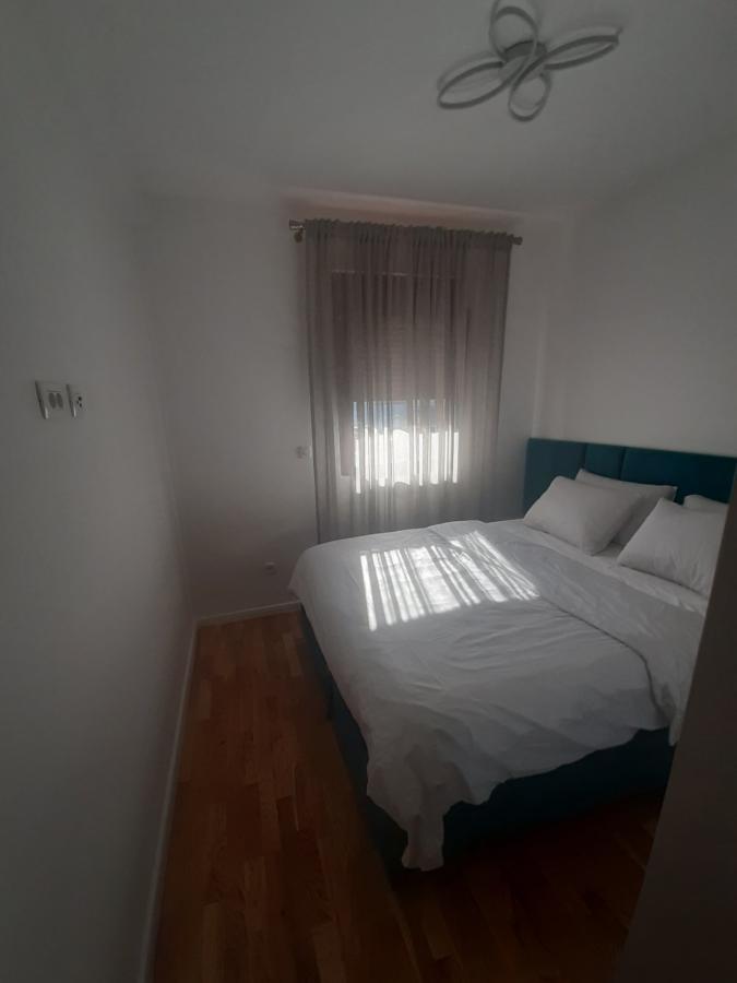 Dvosoban stan u Kotoru, 65m² 25