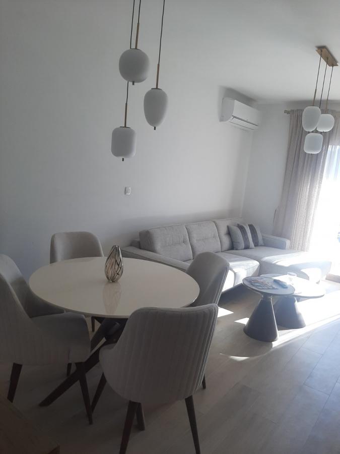 Dvosoban stan u Kotoru, 65m² 32