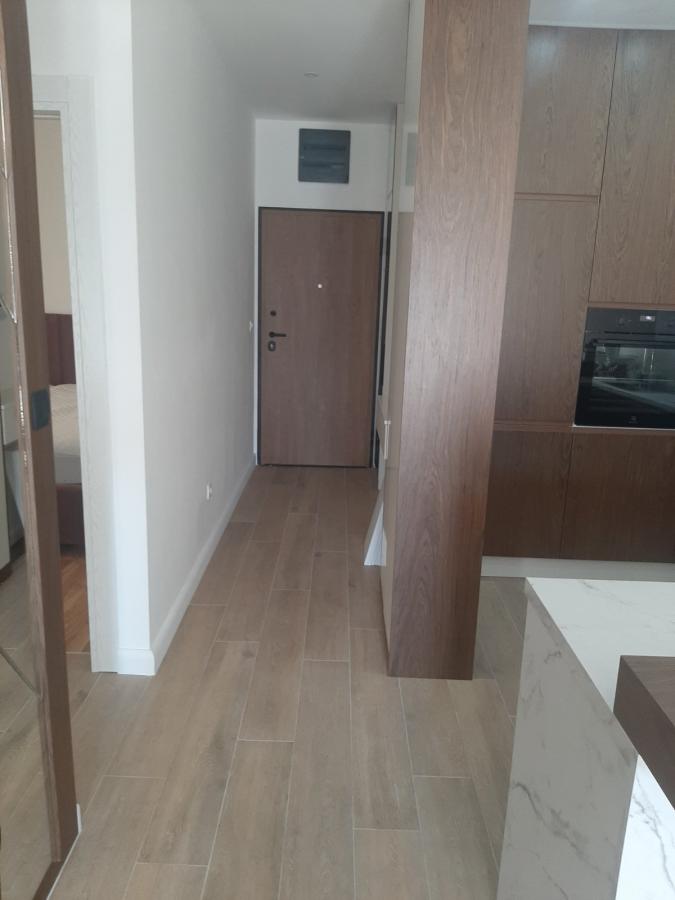 Dvosoban stan u Kotoru, 65m² 37
