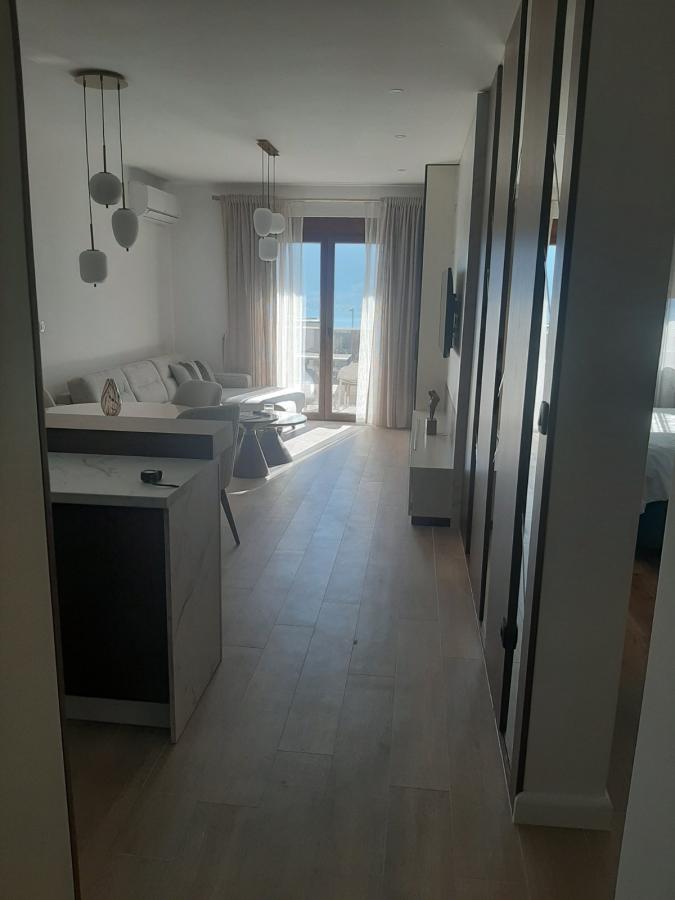 Dvosoban stan u Kotoru, 65m² 38