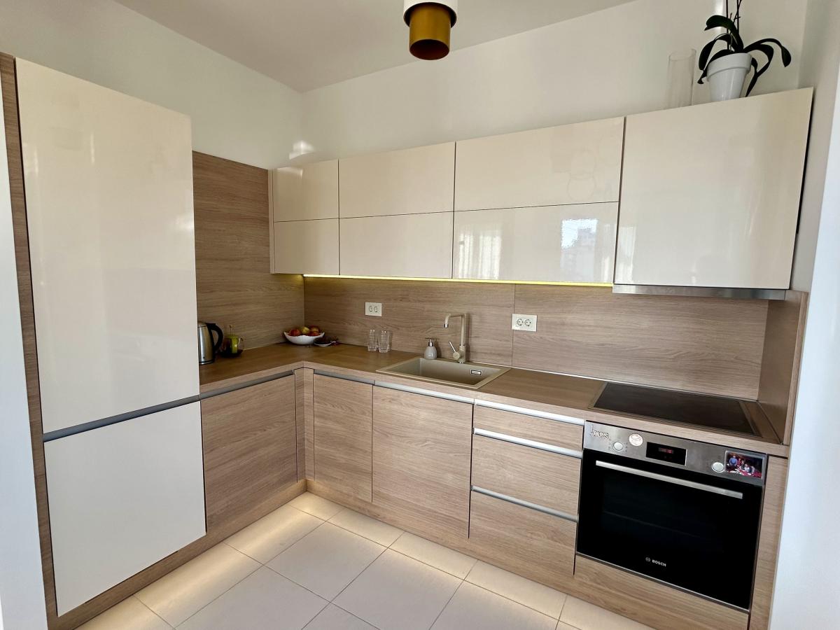 An Exclusive Furnished Two-Bedroom Apartment 71m2 in the Center of Budva 10