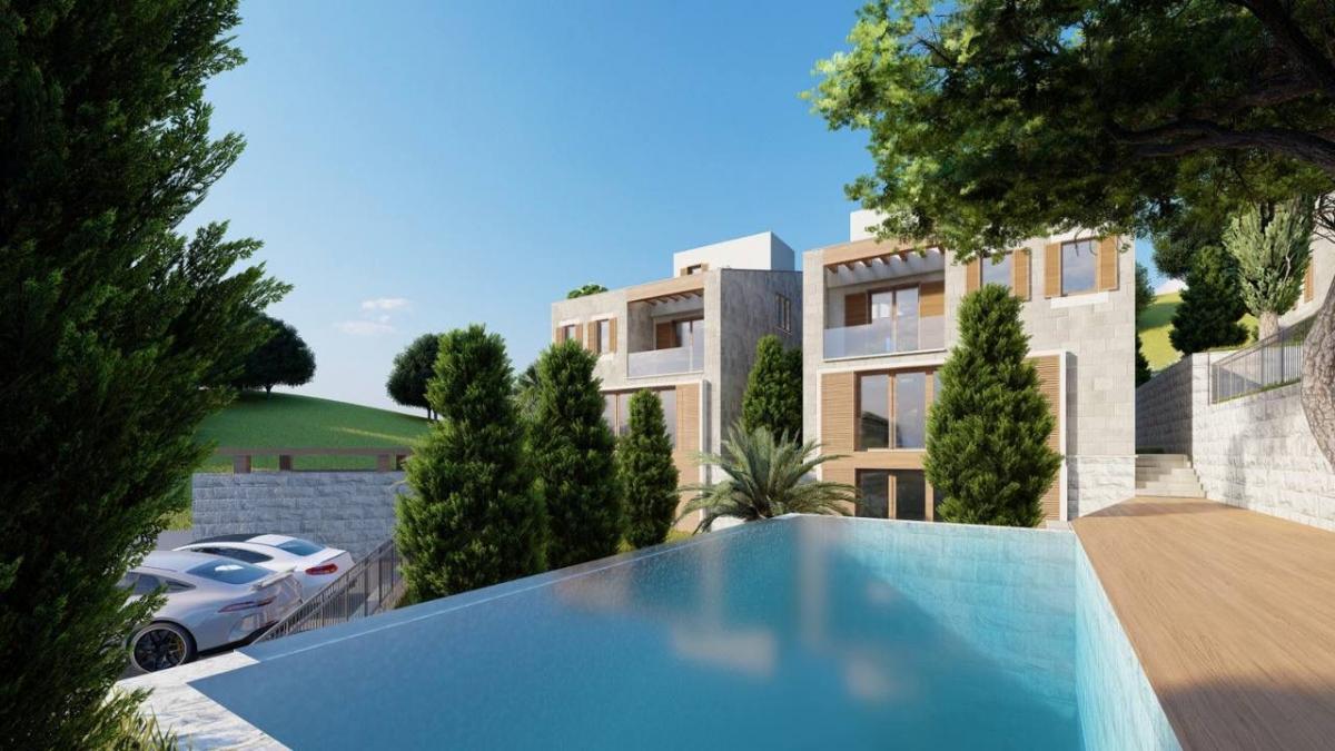 Nekretnina u Budvi, 2600m²