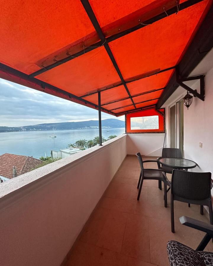 Jednosoban stan u Tivtu, 45m²
