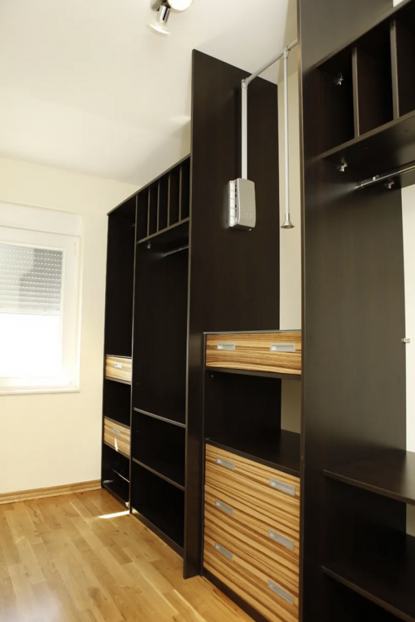 Kuća u Podgorici, 306m² 6