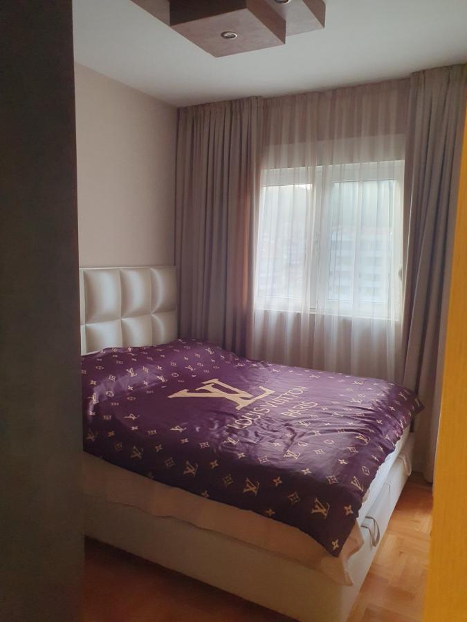 Dvosoban stan u Budvi, 64m² 3