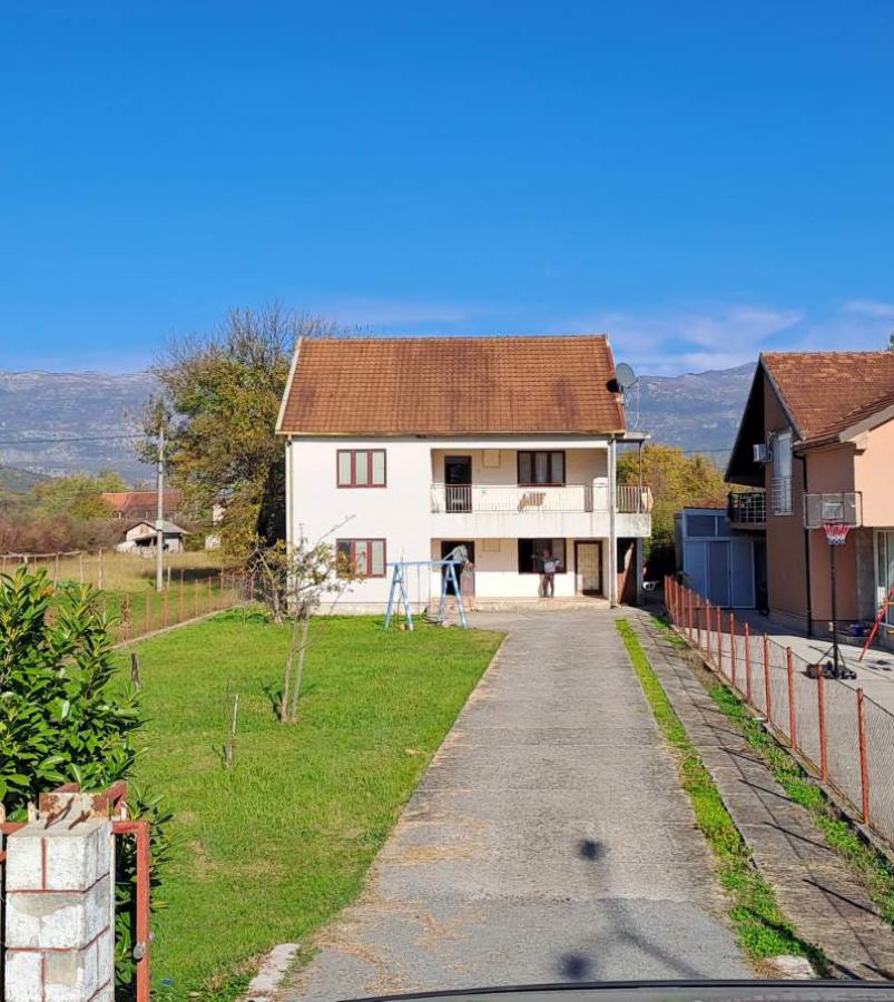 Kuća u Danilovgrad, 200m²