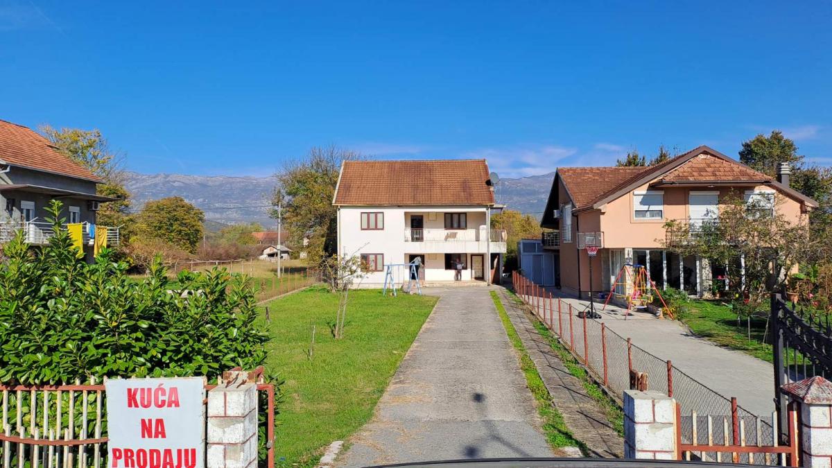 Kuća u Danilovgrad, 200m² 13
