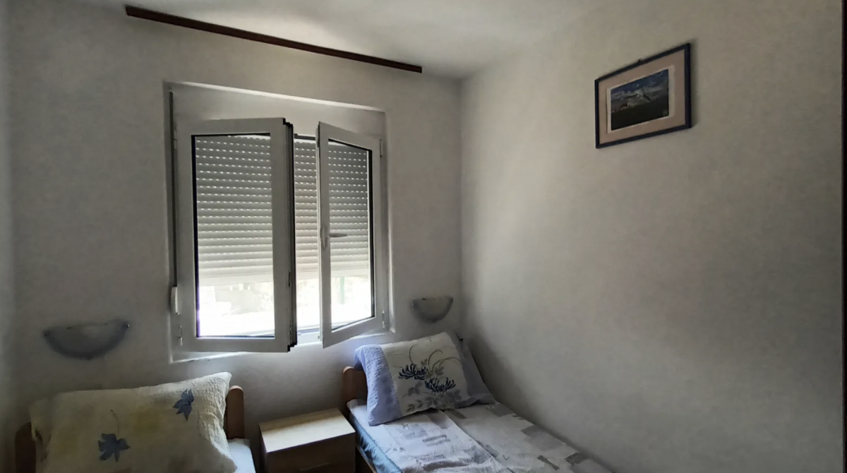 Family House for Sale 168m2, Krašići, 150m from the Sea, Panoramic Bay View 11