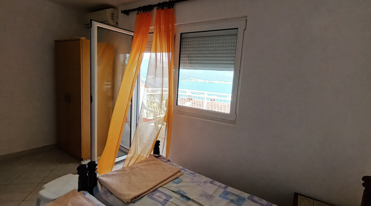 Family House for Sale 168m2, Krašići, 150m from the Sea, Panoramic Bay View 14