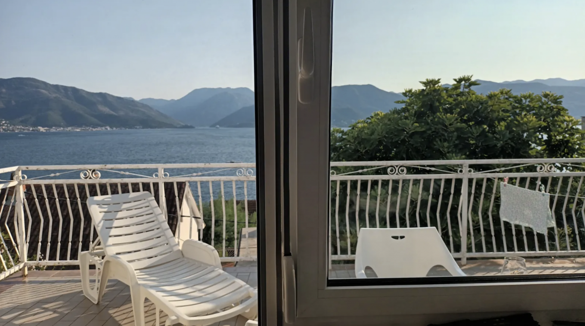 Family House for Sale 168m2, Krašići, 150m from the Sea, Panoramic Bay View 17