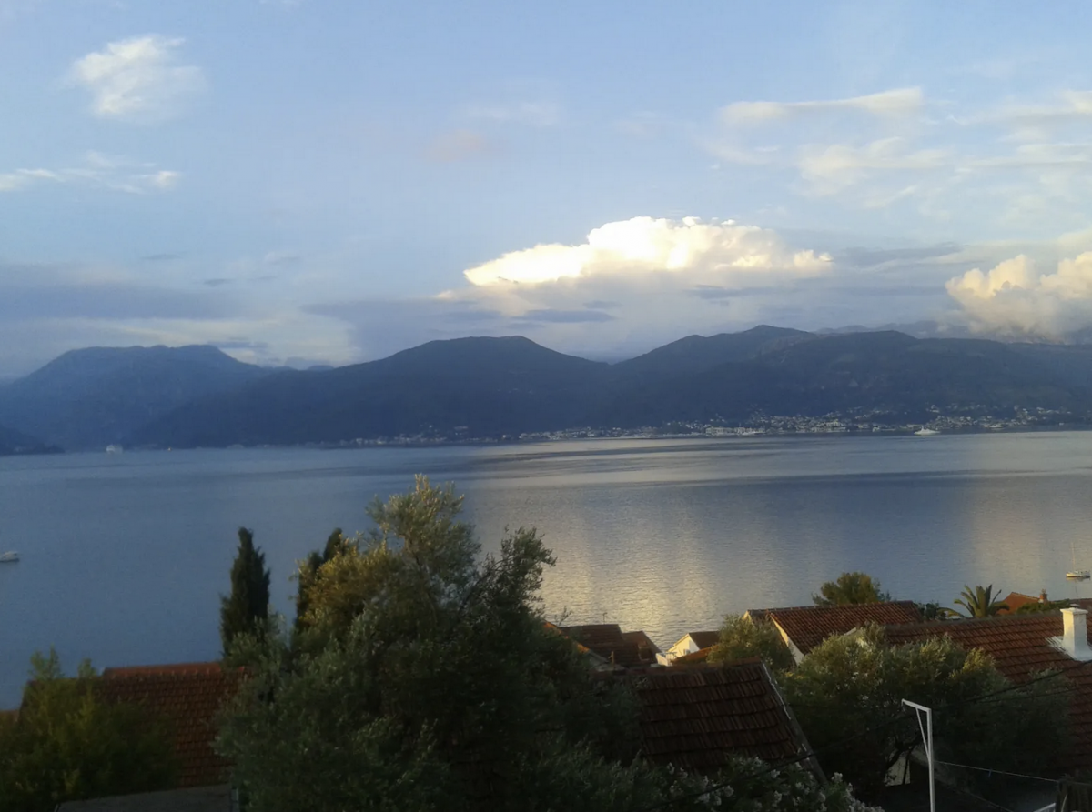 Family House for Sale 168m2, Krašići, 150m from the Sea, Panoramic Bay View 22