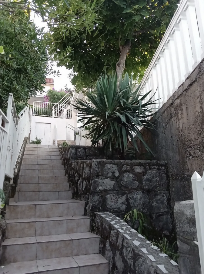 Family House for Sale 168m2, Krašići, 150m from the Sea, Panoramic Bay View 4