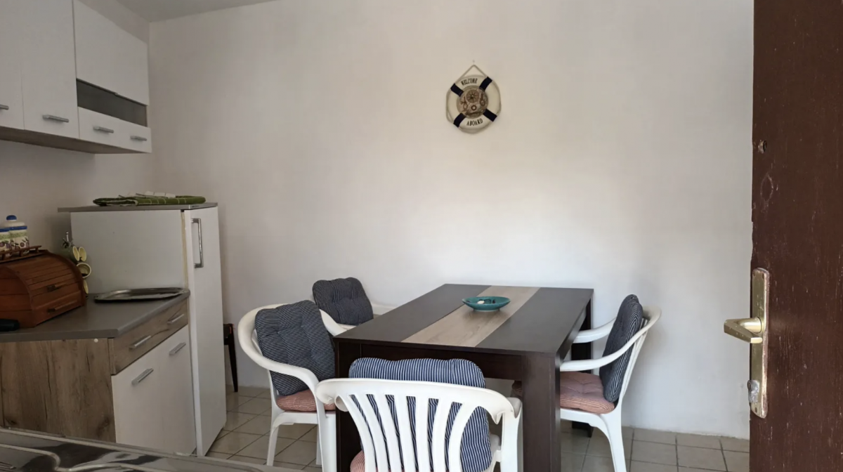 Family House for Sale 168m2, Krašići, 150m from the Sea, Panoramic Bay View 10
