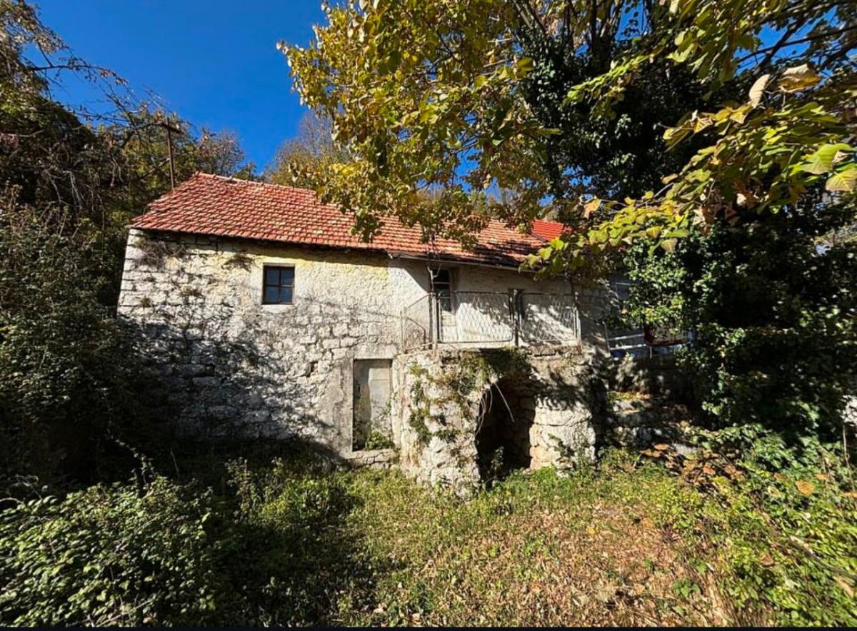 Kuća na Cetinju, 63m² 3