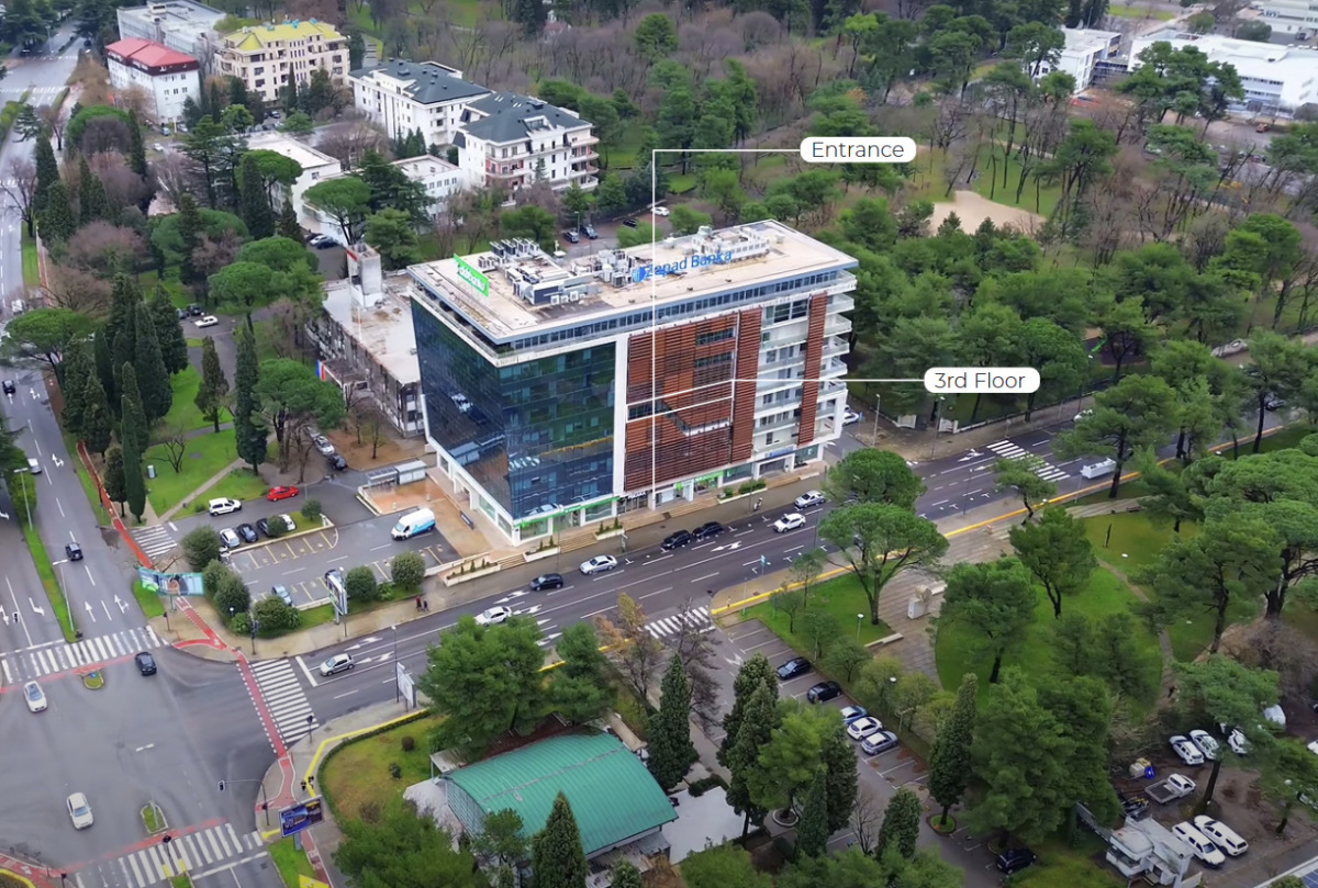 Poslovni prostor u Podgorici, 391m²