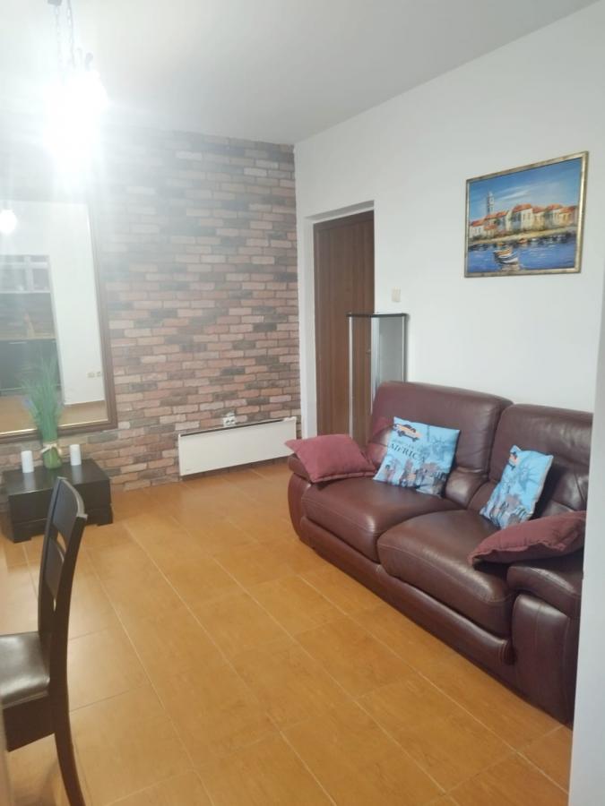 Trosoban stan u Tivtu, 84m² 7