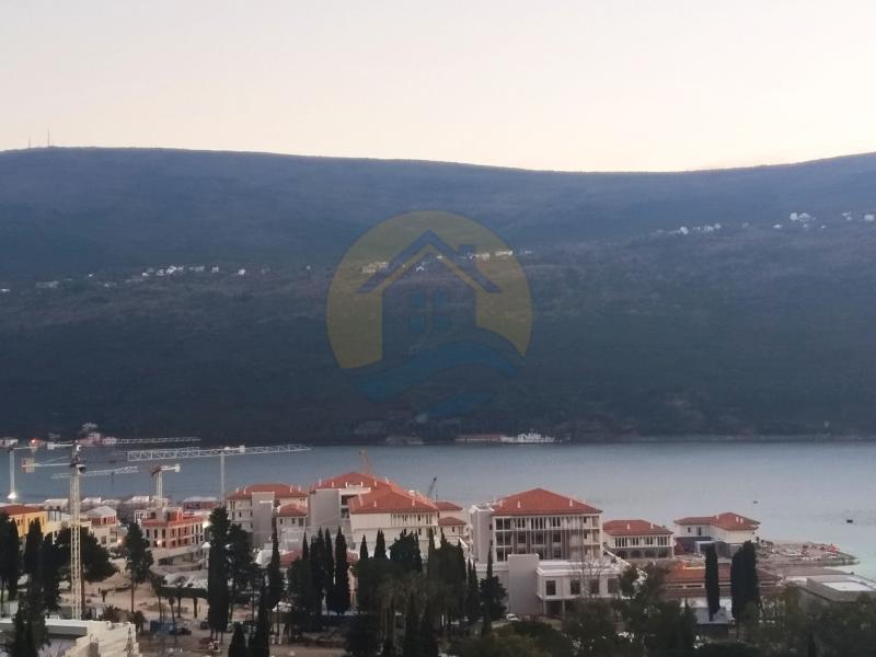 Plac u Herceg Novom, 0m² 2