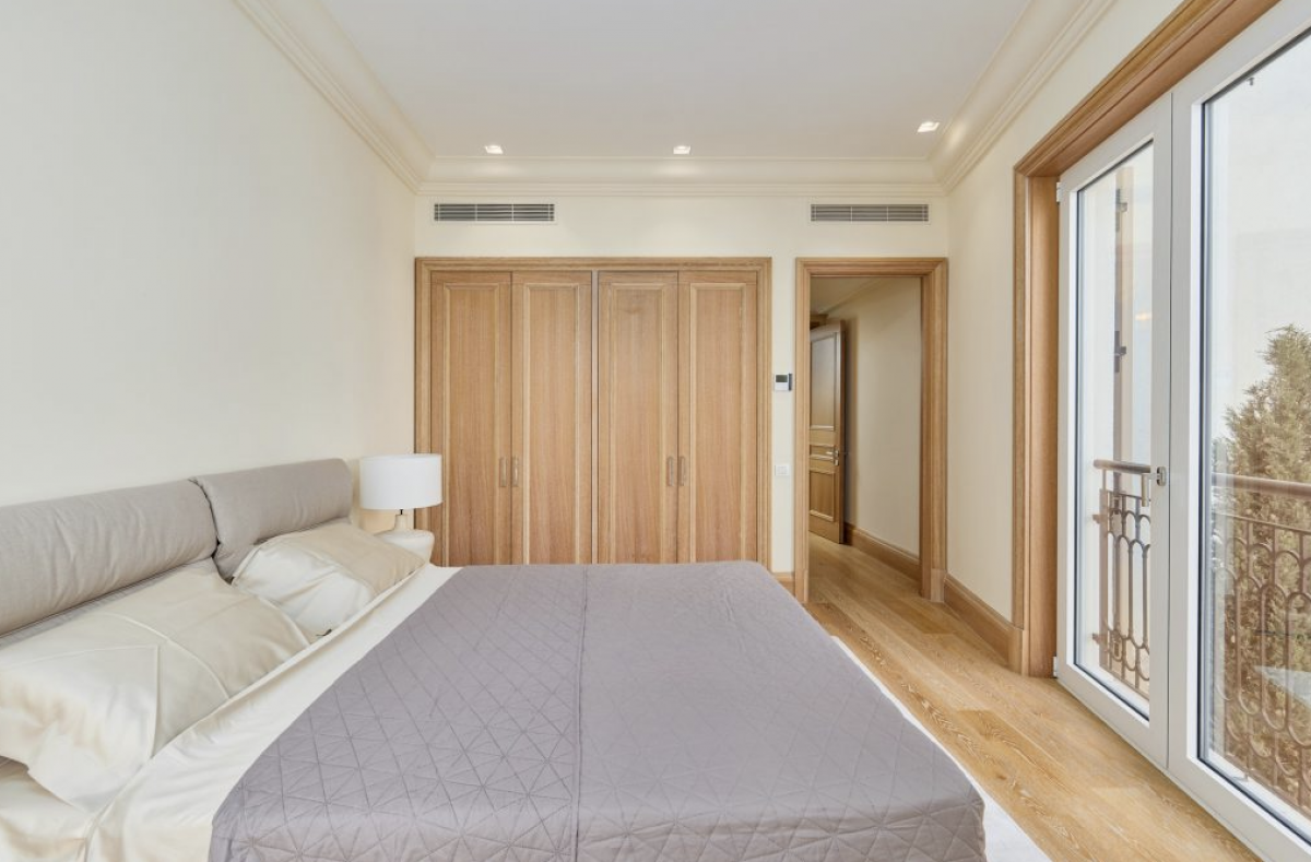 Luxury Two-Bedroom Apartment for Sale, 90 m2 5