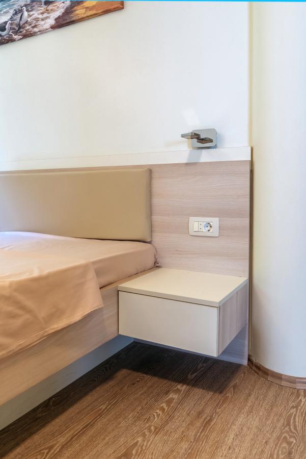 Trosoban stan u Budvi, 234m² 12
