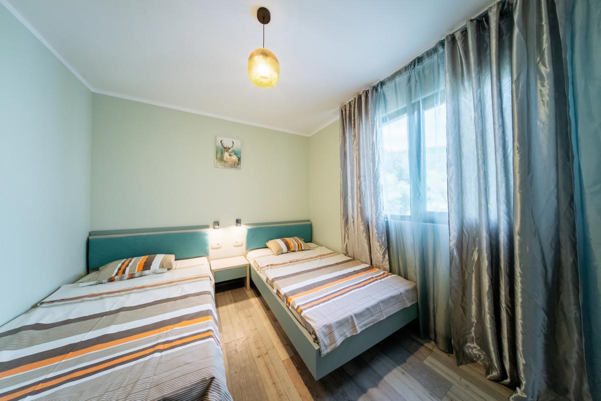 Trosoban stan u Budvi, 234m² 24