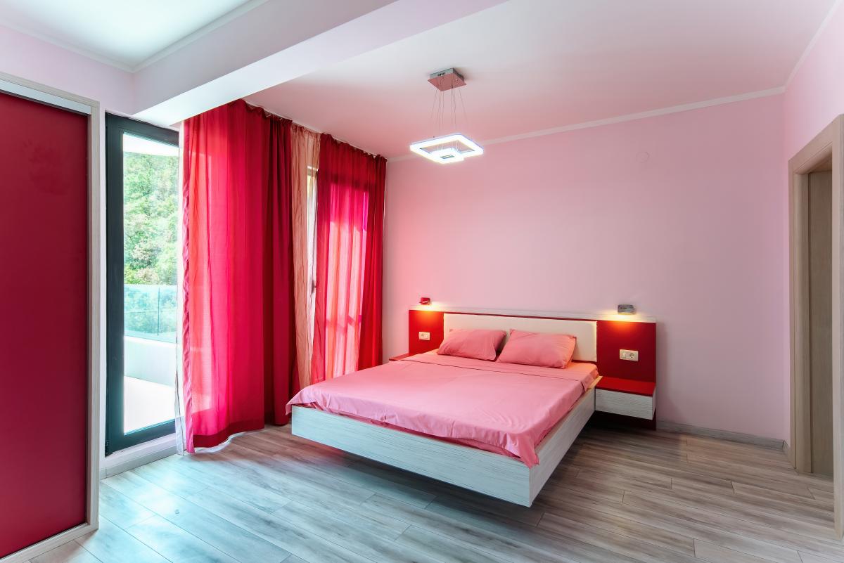 Trosoban stan u Budvi, 234m² 34