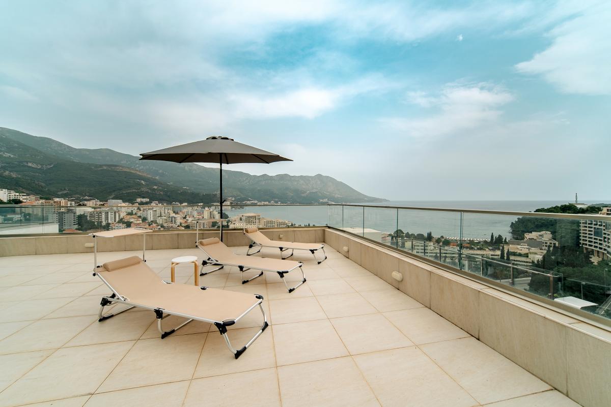 Trosoban stan u Budvi, 234m² 6
