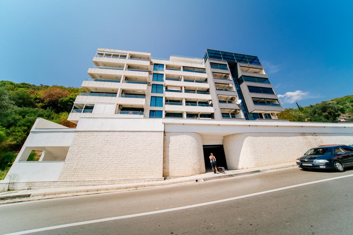Trosoban stan u Budvi, 234m² 62