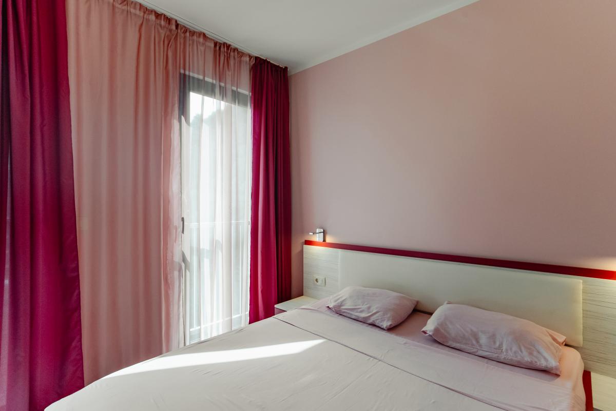 Trosoban stan u Budvi, 257m² 15