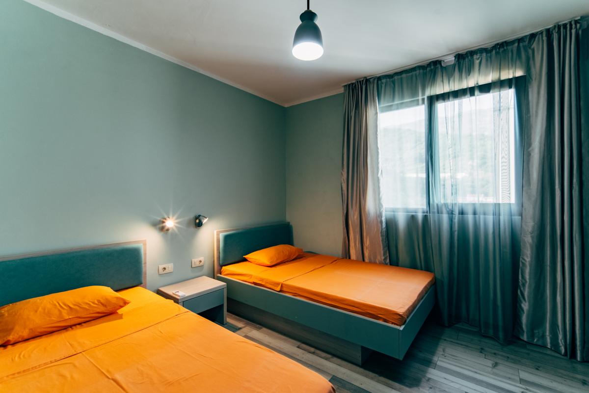 Trosoban stan u Budvi, 257m² 16