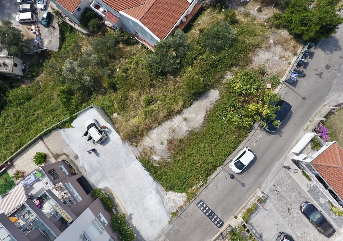 Nekretnina u Budvi, 2000m² 2