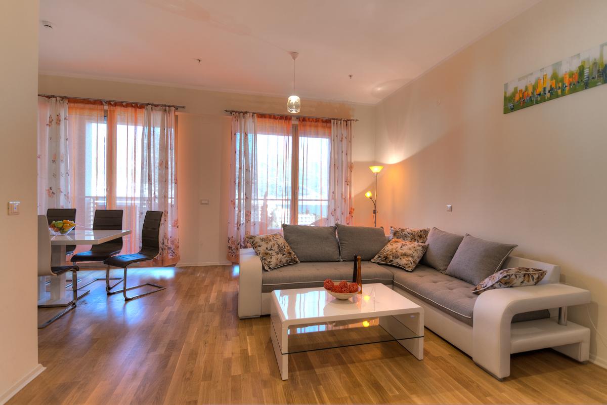 Two-Bedroom Apartment 83m2 for Sale, Sea View, Budva 3