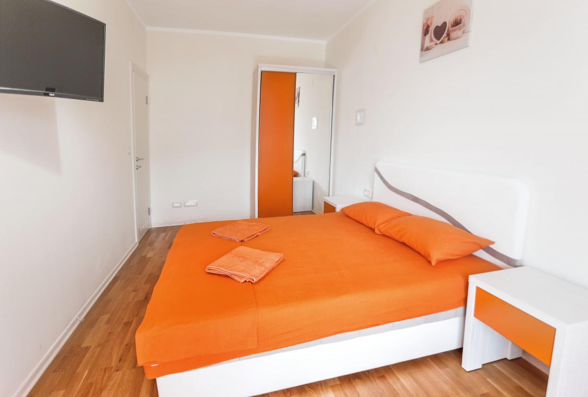 Two-Bedroom Apartment 78m2 for Sale, Sea View, Budva 8