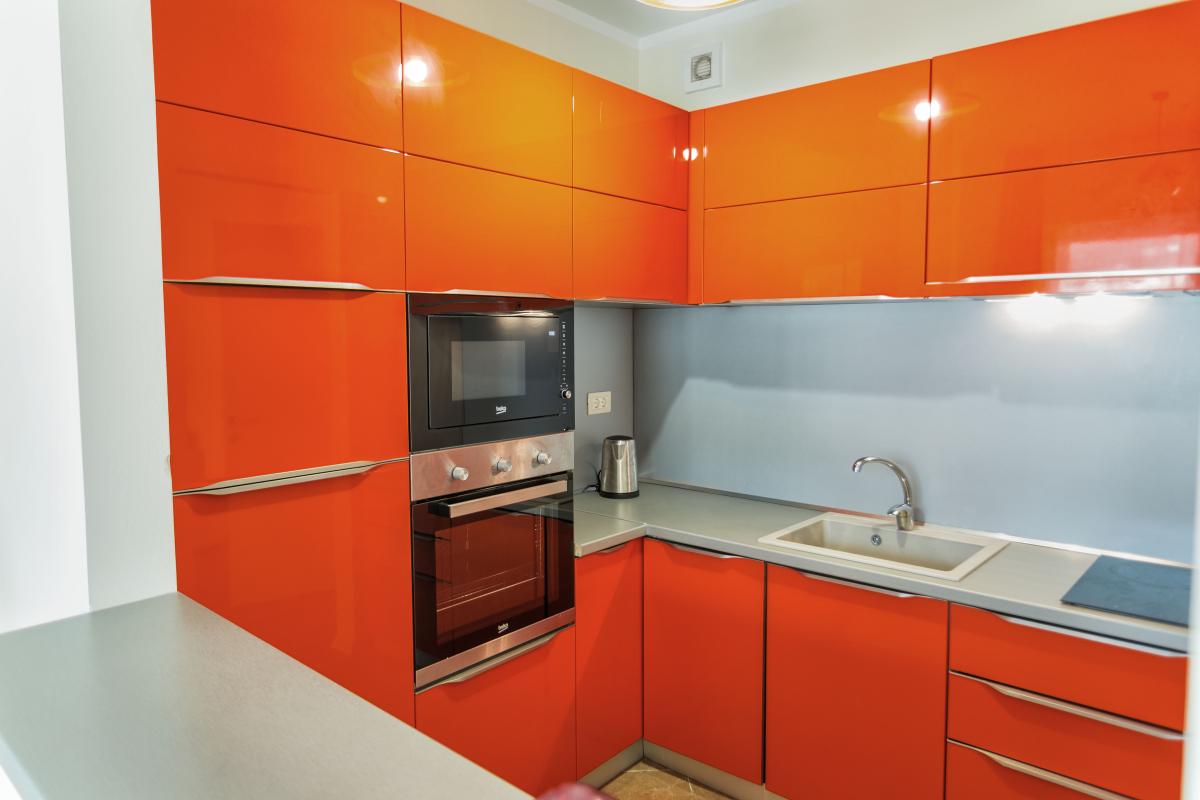 Two-Bedroom Apartment 71m2 for Sale, Sea View, Budva 3
