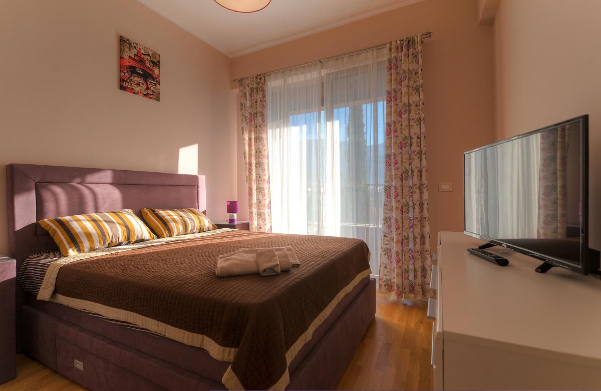 Three-Bedroom Apartment 104m2 for Sale, Sea View, Budva 12