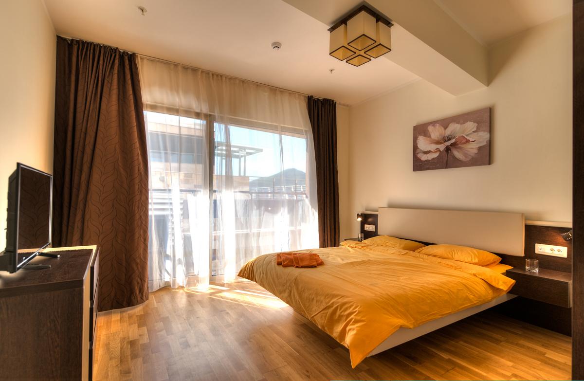 Three-Bedroom Apartment 125m2 for Sale, Sea View, Budva 12