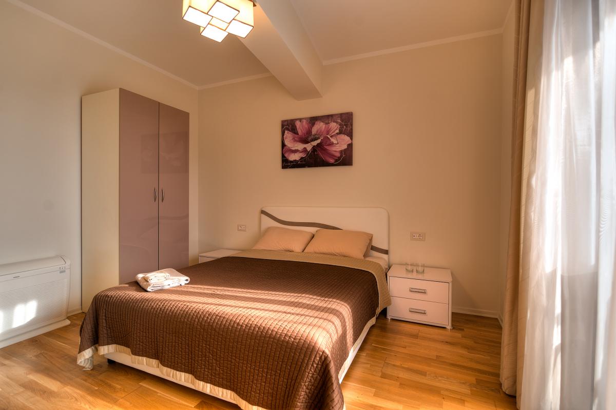 Three-Bedroom Apartment 125m2 for Sale, Sea View, Budva 12