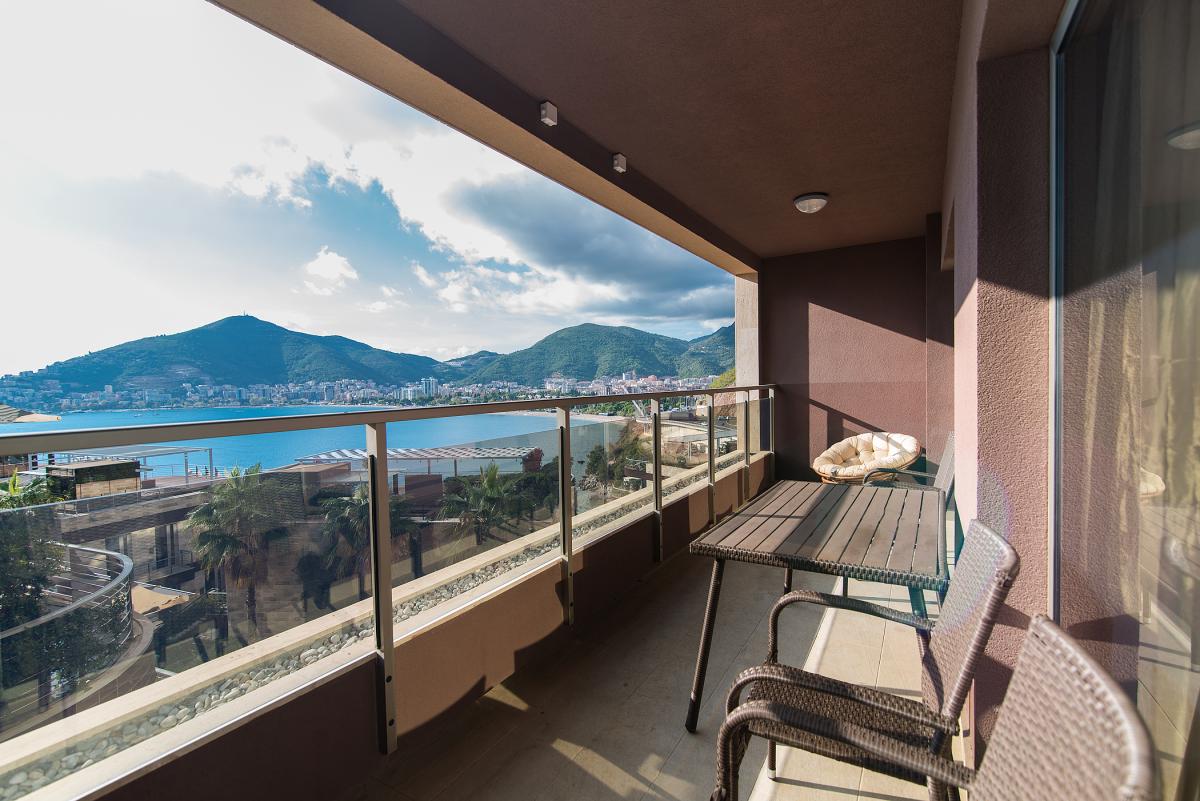 Three-Bedroom Apartment 125m2 for Sale, Sea View, Budva 13
