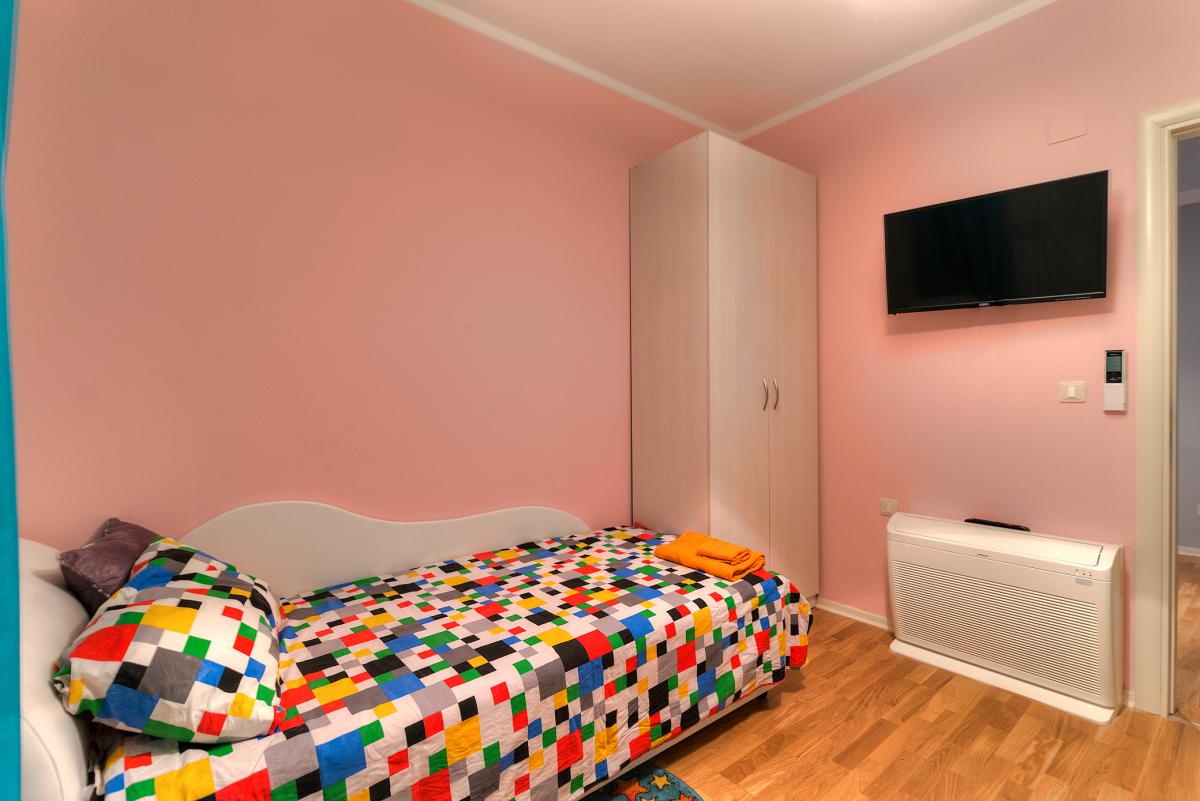 Three-Bedroom Duplex Apartment 149m2 for Sale, Sea View, Budva 8