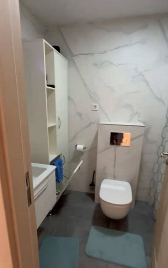 Dvosoban stan u Tivtu, 64m² 8
