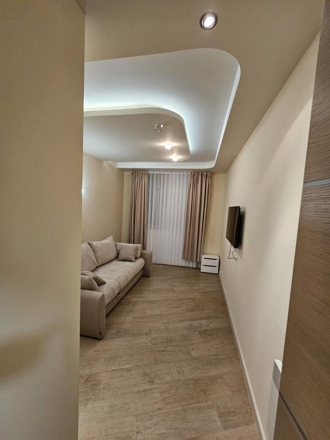Trosoban stan u Budvi, 112m² 16