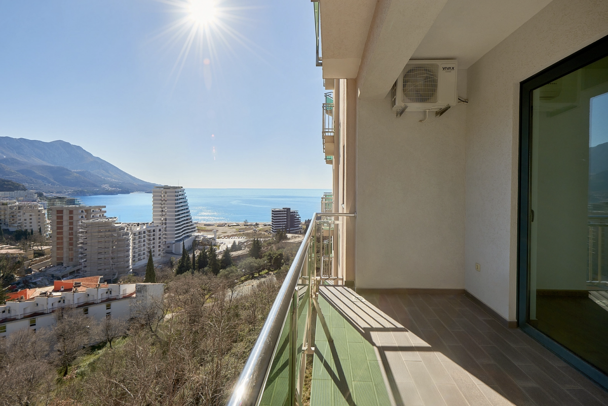 For Sale Two-bedroom apartment 63m2 with sea-view in Becici 3