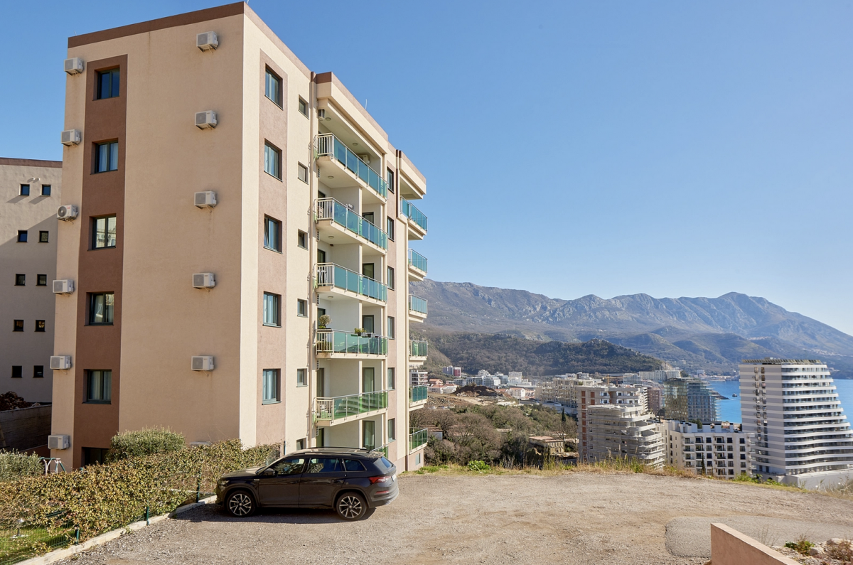 For Sale Two-bedroom apartment 63m2 with sea-view in Becici 6