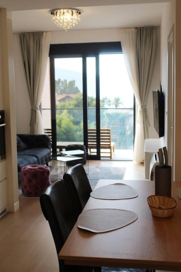 Jednosoban stan u Tivtu, 50m² 24