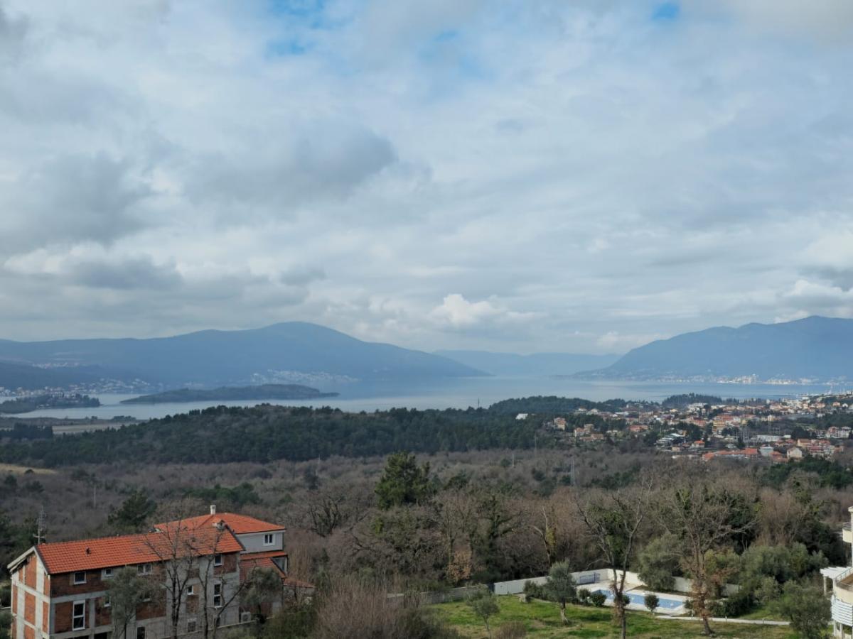 Nekretnina u Kotoru, 1105m²