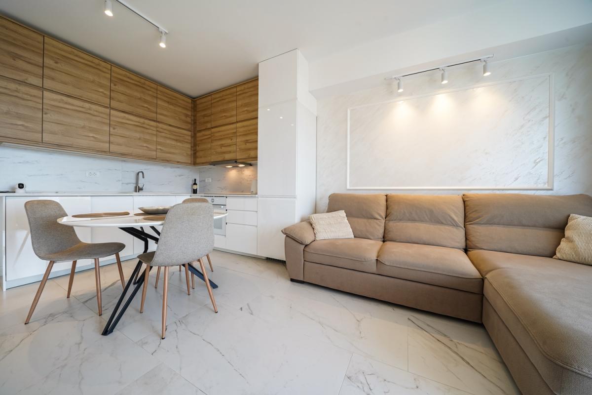 For sale: New two-bedroom apartment with sea view 15