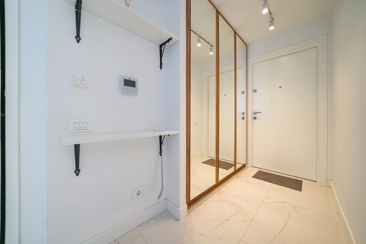 For sale: New two-bedroom apartment with sea view 19