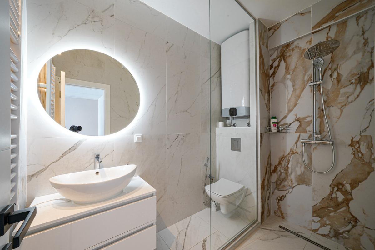 For sale: New two-bedroom apartment with sea view 4
